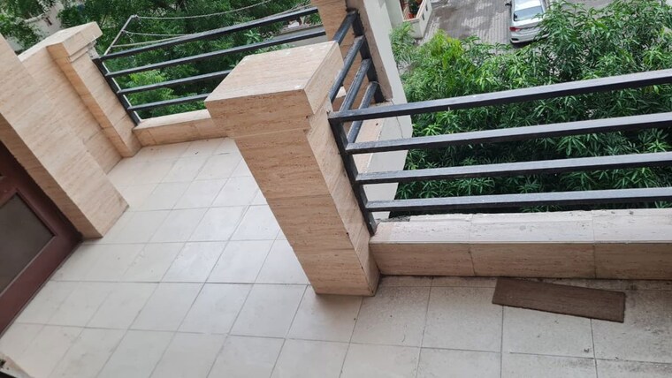 Balcony, surya-towers-zirakpur 2 Bedroom 1250 Sq.Ft. Apartment In Lohgarh Zirakpur 10508676