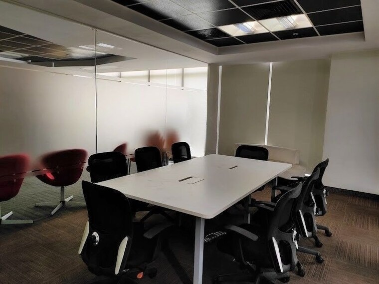 Team Area, tukoganj Commercial Office Space 2050 Sq.Ft. In Tukoganj Indore 10508688
