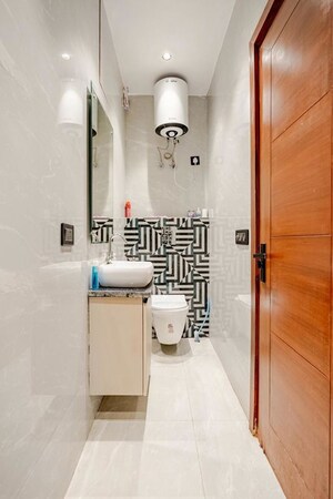 Washroom in 1 BHK Builder Floor at Lajpat Nagar I – for Rent