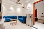 1 BHK 450 Sq.Ft. Builder Floor in Lajpat Nagar I