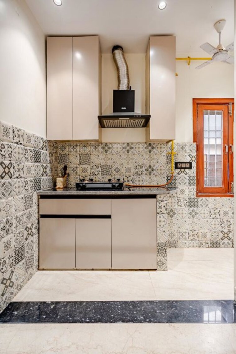 Living Room, lajpat nagar i 1 Bedroom 450 Sq.Ft. Builder Floor In Lajpat Nagar I Delhi 10508685