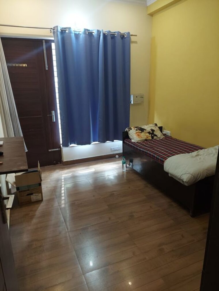 Living Room, alphacorp-gurgaon-one-22 3 Bedroom 1500 Sq.Ft. Builder Floor In Sector 22 Gurgaon 10508697