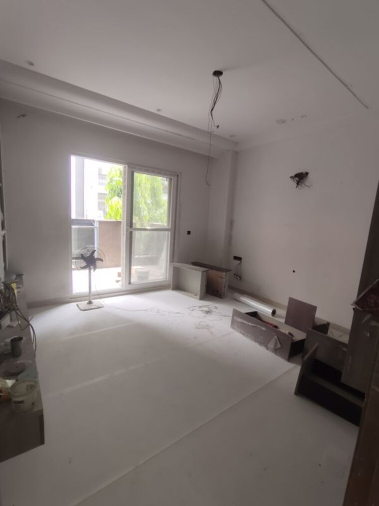 Team Area, vikas puri 3 Bedroom 200 Sq.Yd. Builder Floor In Vikas Puri Delhi 10508712