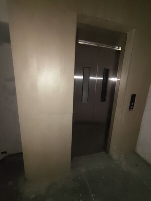 Building Lobby in 3 BHK Builder Floor at Vikas Puri – for Sale
