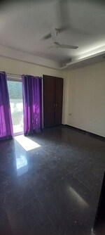 3 BHK + Prayer Room 1750 Sq.Ft. Builder Floor in Unitech South City II
