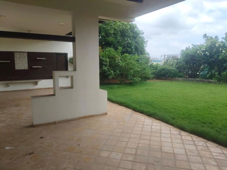 Parking, aditya-mansion-jubilee-hills 6 Bedroom 80000 Sq.Ft. Independent House In Jubilee Hills Hyderabad 10508740