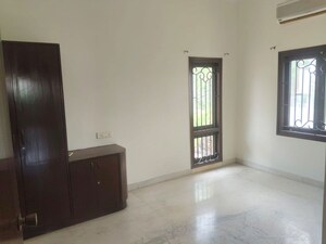 Room in 6 BHK Independent House at Aditya Mansion Jubilee Hills, Jubilee Hills – for Sale