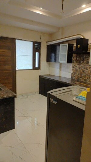 Kitchen in 3 BHK Apartment at Sunshine Enclave, Vip Road – for Rent