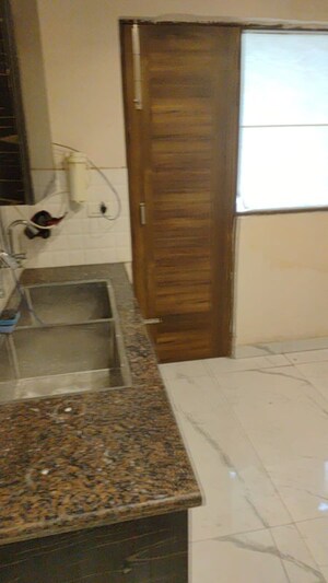 Bathroom in 3 BHK Apartment at Sunshine Enclave, Vip Road – for Rent