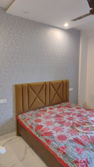 Bedroom in 3 BHK Apartment at Sunshine Enclave, Vip Road – for Rent