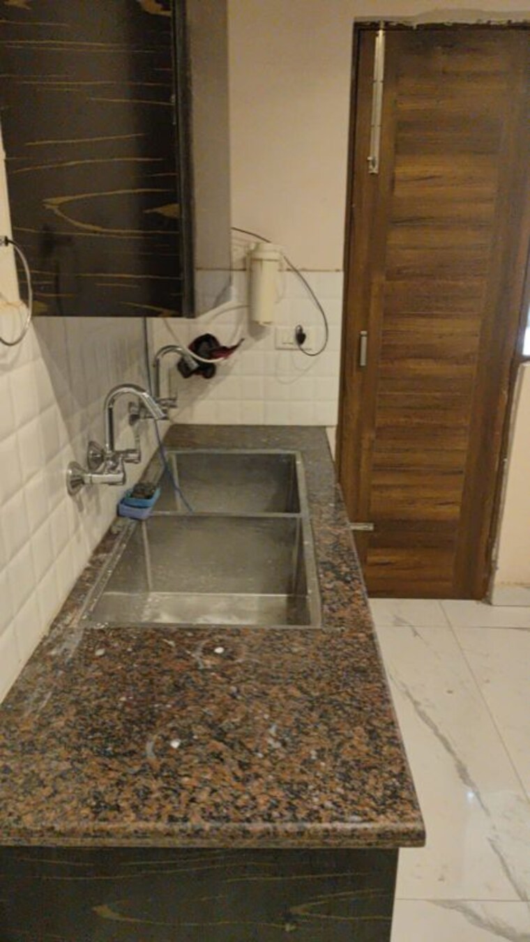 Kitchen, sunshine-enclave 3 Bedroom 1150 Sq.Ft. Apartment In Vip Road Zirakpur 10508750