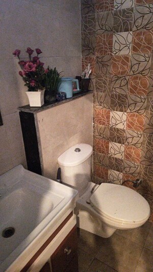 Bathroom in 3 BHK Apartment at Sunshine Enclave, Vip Road – for Rent