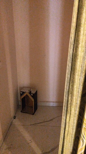 Bathroom in 3 BHK Apartment at Sunshine Enclave, Vip Road – for Rent