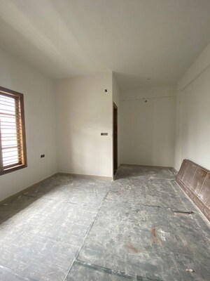 Room in 3 BHK Apartment at Royal Arcade JP Nagar, Jp Nagar – for Sale