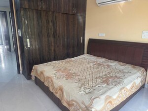 Bedroom in 2 BHK Builder Floor at Sector 55 – for Rent