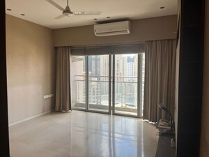 Room in 3 BHK Apartment at Lodha Grandeur, Prabhadevi – for Sale