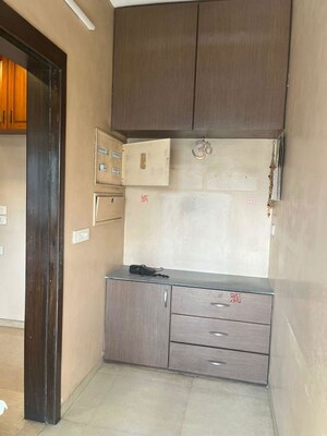 Furnished Amenities in 3 BHK Apartment at Lodha Grandeur, Prabhadevi – for Sale