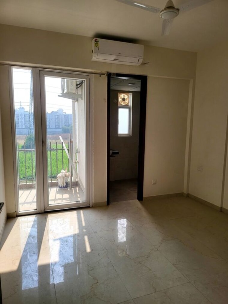 Room, m3m-soulitude 2.5 Bedroom 1105 Sq.Ft. Builder Floor In Sector 89 Gurgaon 10508709