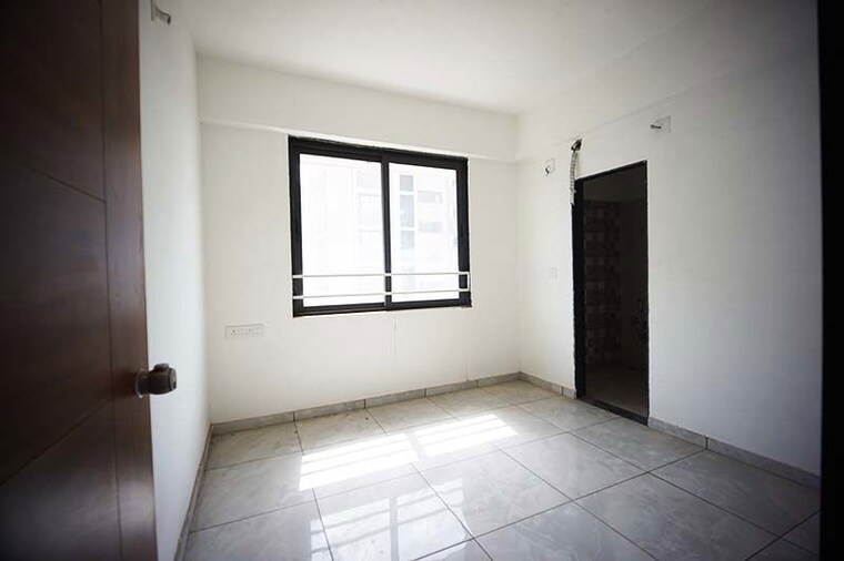 Room, vastral 3 Bedroom 188 Sq.Yd. Apartment In Vastral Ahmedabad 10508796