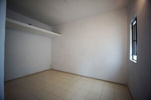Room in 1 BHK Apartment at Vejalpur – for Sale