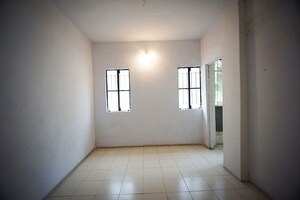 Room in 1 BHK Apartment at Vejalpur – for Sale
