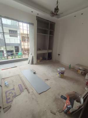 Room in 3 BHK Builder Floor at Vikas Puri – for Sale