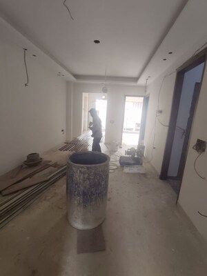 Building Lobby in 3 BHK Builder Floor at Vikas Puri – for Sale