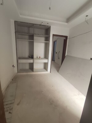 Room in 3 BHK Builder Floor at Vikas Puri – for Sale