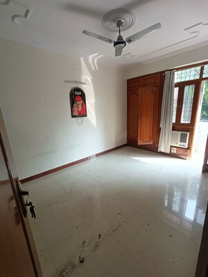 Room in 3 BHK Apartment at Dwarka – for Rent