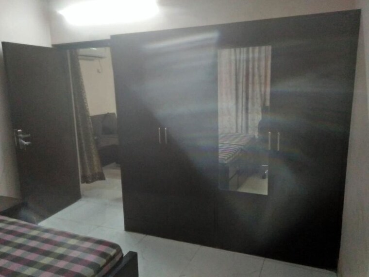 Room, sector 13 dwarka 3 Bedroom 1600 Sq.Ft. Apartment In Sector 13 Dwarka Delhi 10508878