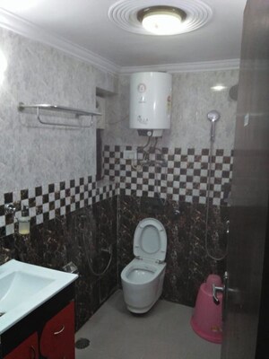 Bathroom in 3 BHK Apartment at Sector 13 Dwarka – for Rent