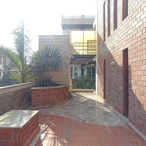 4 BHK Builder Floor – Exterior View View at Sector 21 - for Rent