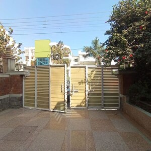 4 BHK Builder Floor – Exterior View View at Sector 21 - for Rent