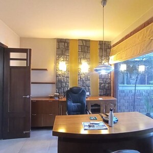 Living Room in 4 BHK Builder Floor at Sector 21 – for Rent