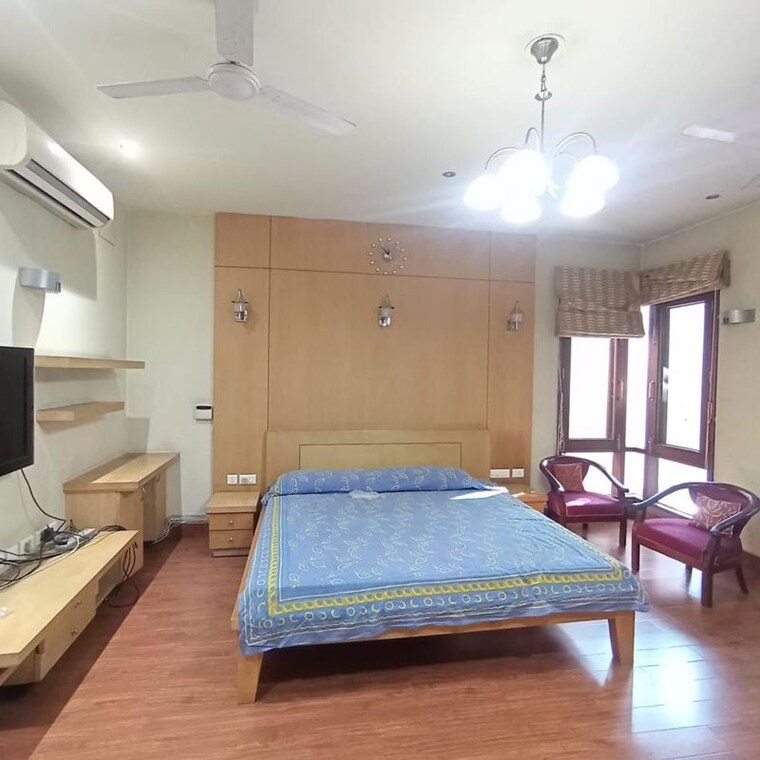 Bedroom, sector 21 4 Bedroom 2700 Sq.Ft. Builder Floor In Sector 21 Gurgaon 10508857