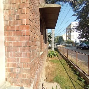 Balcony in 4 BHK Builder Floor at Sector 21 – for Rent