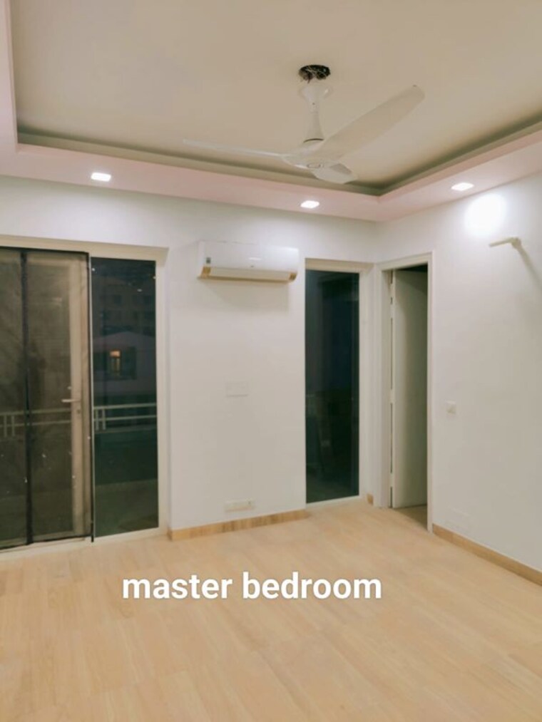 Room, sector 57 3 Bedroom 1500 Sq.Ft. Builder Floor In Sector 57 Gurgaon 10508887