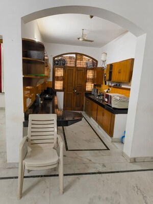 Living Room in 3 BHK Builder Floor at Sector 21 – for Rent