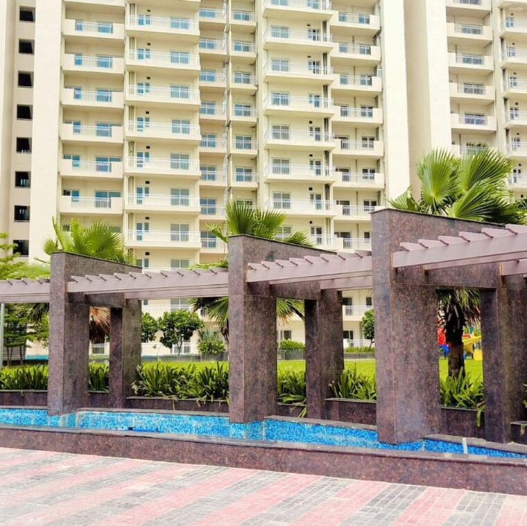 Exterior View, new palam vihar phase 3 3.5 Bedroom 2100 Sq.Ft. Apartment In New Palam Vihar Phase 3 Gurgaon 10508918