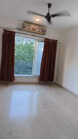 Room in 3 BHK Apartment at Pawar Nagar – for Rent