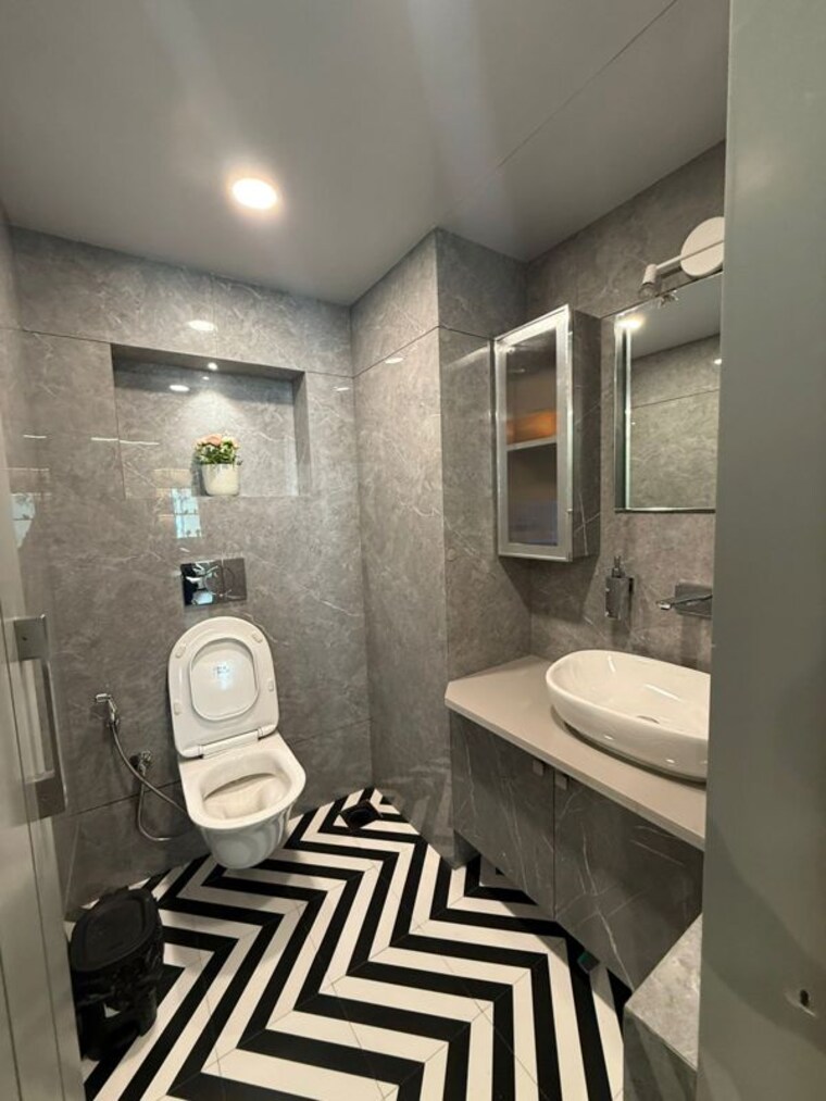 Bathroom, one-lodha-place Commercial Office Space 650 Sq.Ft. In Lower Parel Mumbai 10508935