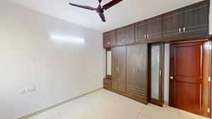 Room in 3 BHK Apartment at Prestige Lakeside Habitat Apartments, Gunjur – for Sale