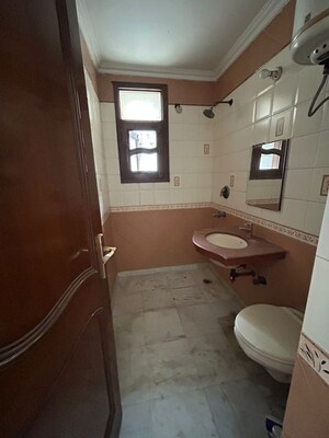 Attached Bathroom in 3 BHK Apartment at Sector 12 Dwarka – for Rent