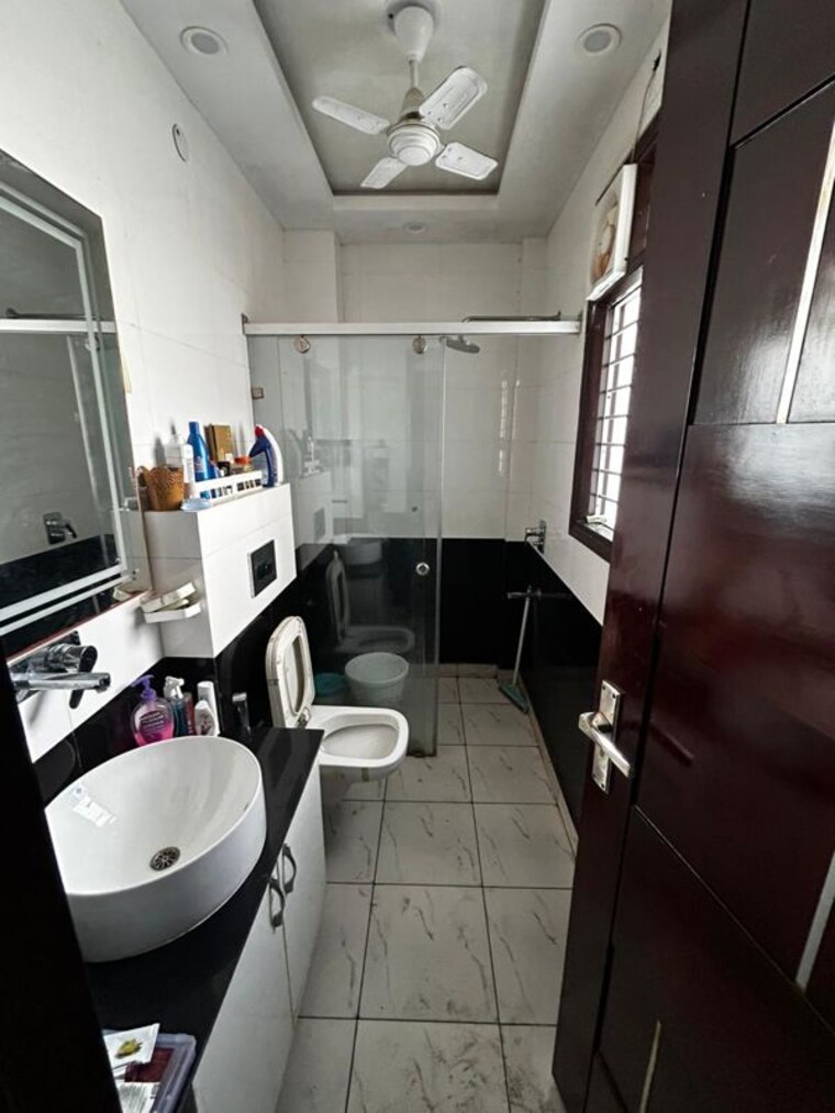 Team Area, sector 21 3 Bedroom 1500 Sq.Ft. Builder Floor In Sector 21 Gurgaon 10508975
