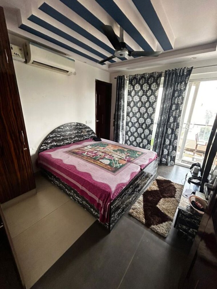 Bedroom, sector 21 3 Bedroom 1500 Sq.Ft. Builder Floor In Sector 21 Gurgaon 10508975