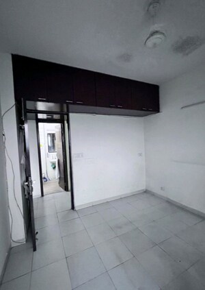 2 BHK Apartment For Rent in Shiv Sai Ozone Park, Sector 86