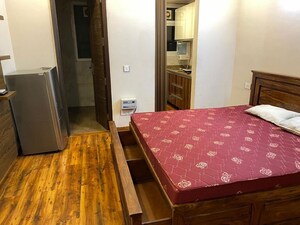 Bedroom in 2 BHK Builder Floor at Sector 55 – for Rent
