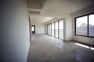 Room in 4 BHK Penthouse at Vaishnodevi Circle – for Sale