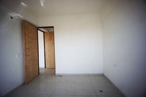 Room in 4 BHK Penthouse at Vaishnodevi Circle – for Sale