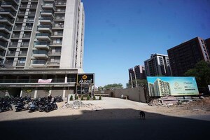 4 BHK Penthouse – Exterior View View at Vaishnodevi Circle - for Sale
